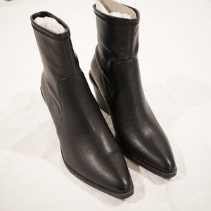NEW Black heel ankle boots size 10